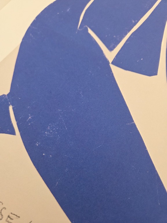 Des traces blanches sur le poster, le SAV me répond que c'est normal ! Refus de le rembourser on me demande de le retourner avec frais de port pour 7,9 € ce que poster de mauvaise qualité ne vaut pasEn revanche satisfaite d'un autre poster